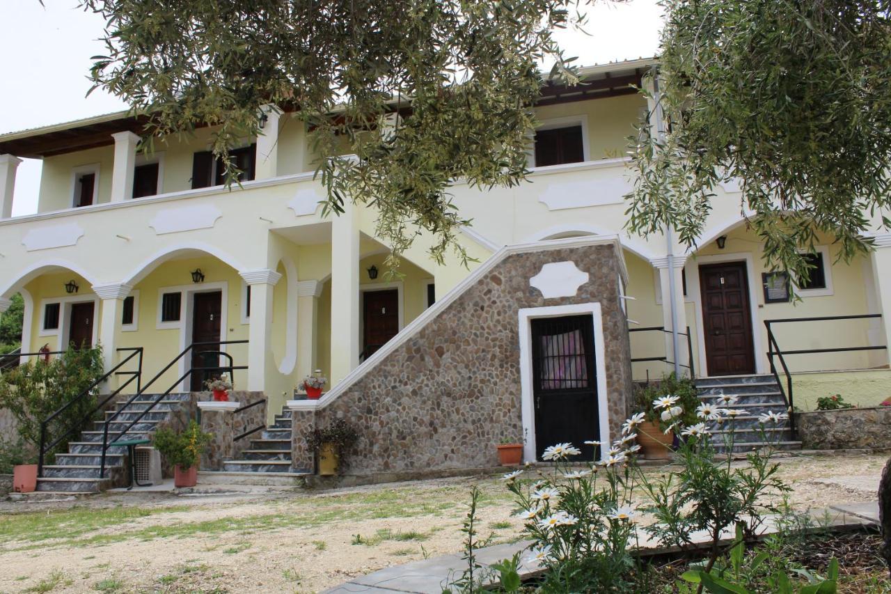Marina 1990 Apartment Agios Georgios Pagon Ngoại thất bức ảnh