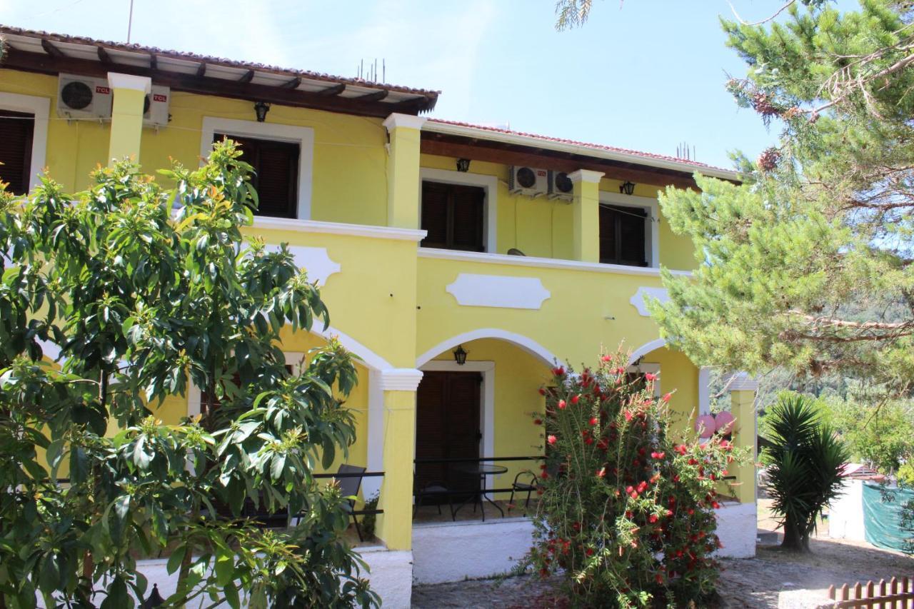 Marina 1990 Apartment Agios Georgios Pagon Ngoại thất bức ảnh