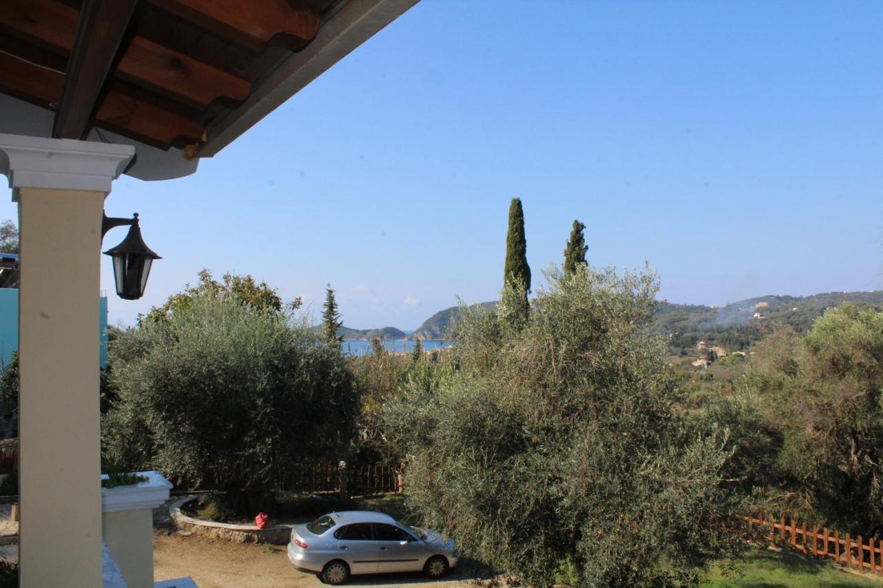 Marina 1990 Apartment Agios Georgios Pagon Ngoại thất bức ảnh